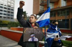 Nicaragüenses gritan desde Madrid contra su Gobierno: "Nosotros no queremos a ese asesino de presidente"