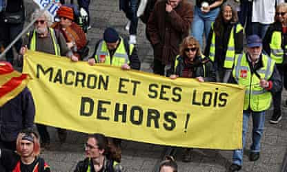 The Guardian view on ruling by decree in France: deepening the trust deficit