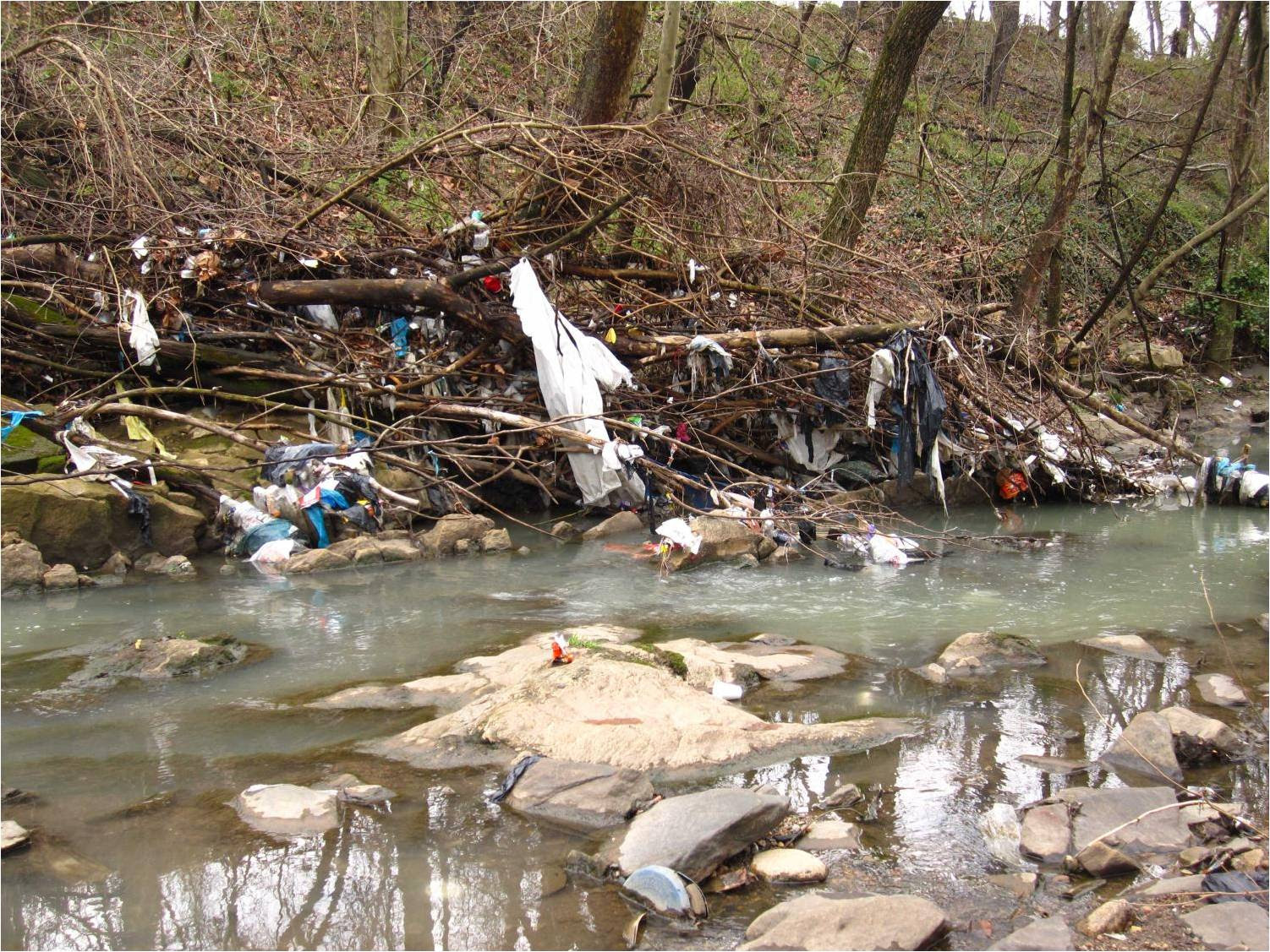 Stormwater_trash.jpg Stormwater_trash.jpg