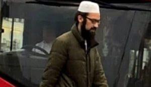UK: Muslim travels 180 miles to attack Jews