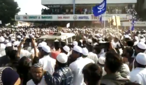 India: Muslims vandalize police vehicle, thrash cops in riots over law letting in non-Muslims from Muslim lands
