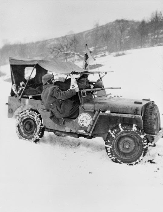 First aid Jeep PommiÃ¨s Franc in the Thur valley, on the          Alsace front.