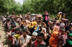 Bangladesh prohíbe el acceso a Internet a un millón de personas en un campo de refugiados lleno de rumores sobre el virus