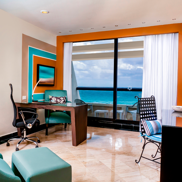 Oh! Cancun on the Beach oceanfront rooms