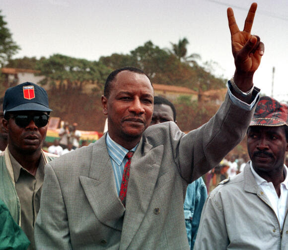 Alpha Condé lors d’un meeting à Conakry, en 1995.