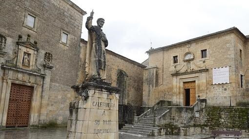 El Monasterio de Caleruega, en Burgos, está levantado sobre la cuna del santo