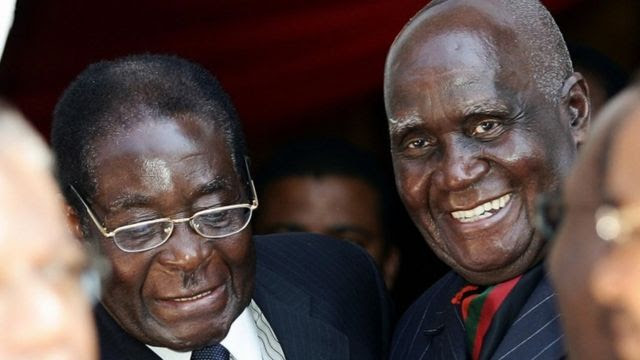 Robert Mugabe & Kenneth Kaunda in 2007