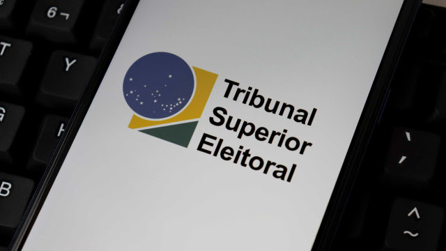 TSE rebate em série 18 alegações de Bolsonaro feitas sem prova contra urna eletrônica