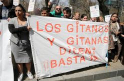 Los gitanos, nuevo foco de mensajes racistas que les acusan de extender el coronavirus en España