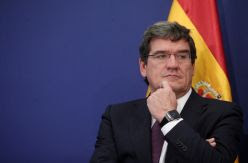 El Gobierno prepara la ampliación de los visados que permiten a extranjeros buscar trabajo en España durante unos meses