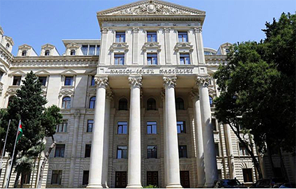 L'Azerbaïdjan a accusé la France d'"entraver" le processus de régulation des relations entre Bakou et Erevan.