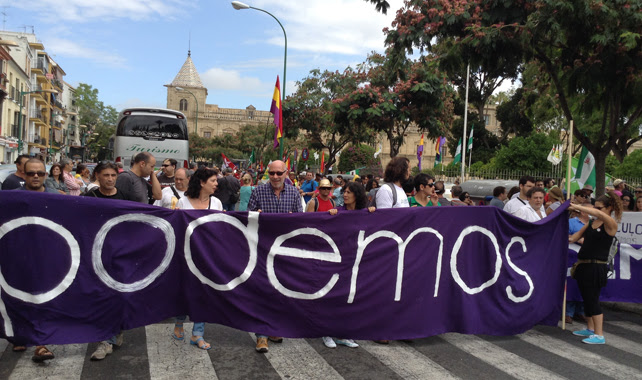 Un grupo de seguidores de Podemos acudieron este sábado a la Marcha de la Dignidad de Sevilla. BONIFACIO CAÑIBANO