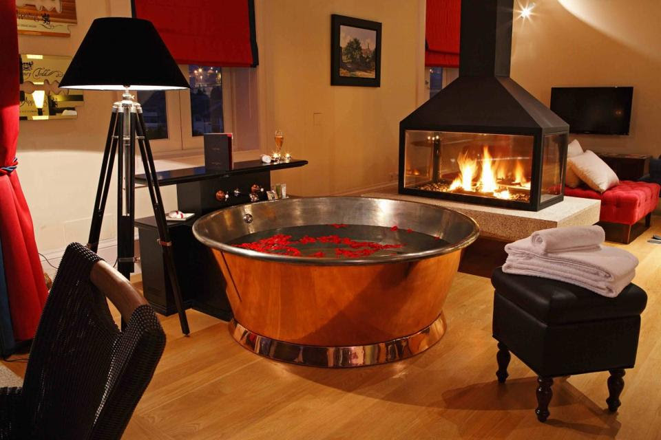 Soak it up in the Bacchus Suite's special bath tub at The Yeatman (Credit: The Yeatman)