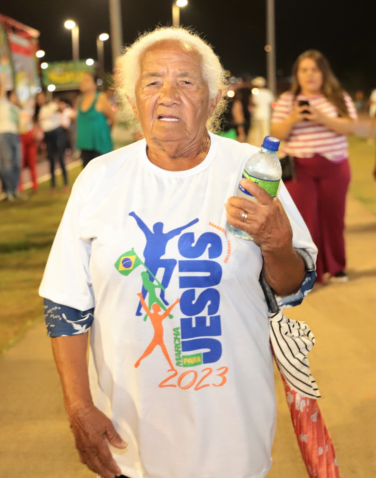 "Participar da Marcha foi uma experiência boa para mim, mesmo aos 83 anos. Caminhar todo o trajeto até a Via Lago foi um testemunho da minha fé e determinação", relatou Elvira da Silva, 83 anos