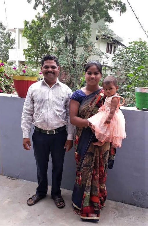  Pastor Manu Damor, wife and youngest child in Madhya Pradesh, India. (Morning Star News)