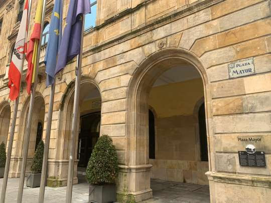 El guante lanzado por el Arzobispo de Oviedo lo recoge Abogados Cristianos