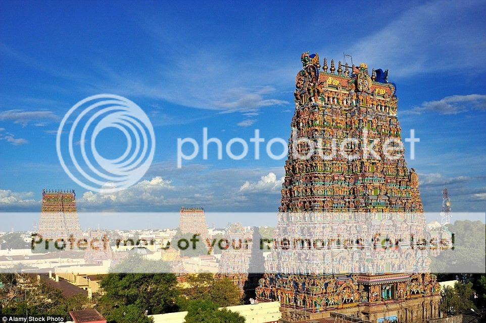 Đền là điểm nhấn của thành phố Madurai 2.500 năm tuổi.