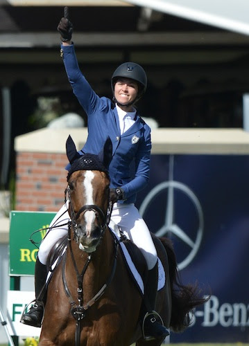 Reed Kessler celebrates after three clear rounds.