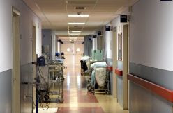 La Sanidad se enfrenta al desafío de la desescalada hospitalaria con "zonas limpias" y el temor a un repunte