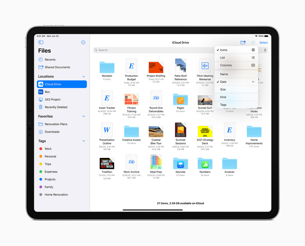 iPad Pro 顯示「檔案」app 的側邊欄。