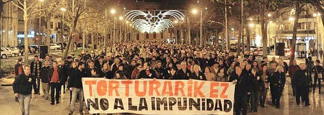 Foto de archivo de la manifestación contra la absolución de cuatro guardias civiles por torturas.
