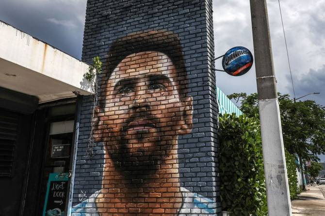 Lionel Messi on a mural
