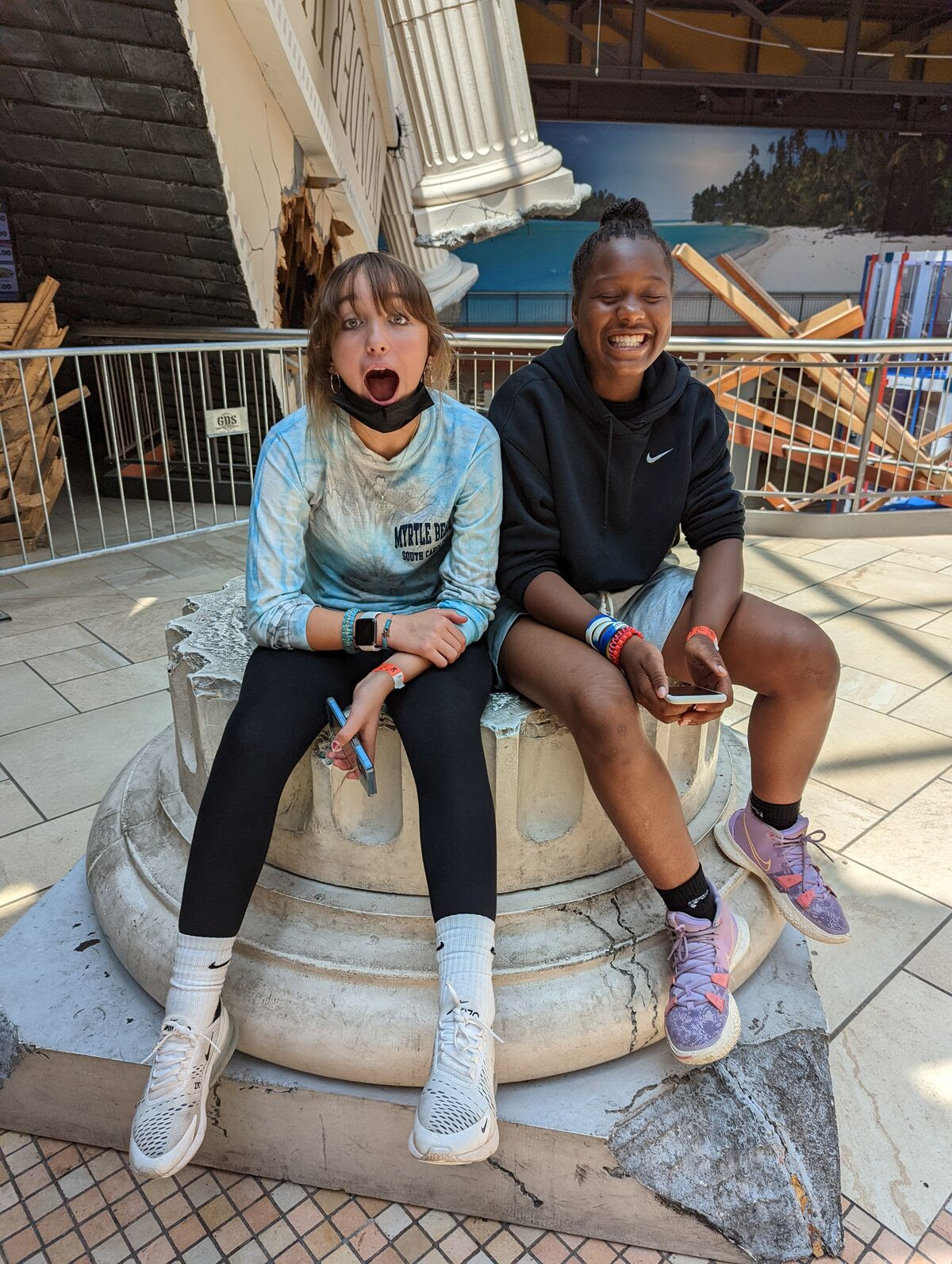 students at wonderworks museum on school trip