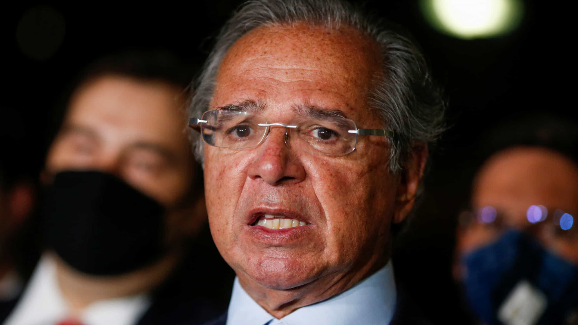 Guedes: Furar o teto de gastos poderia levar a impeachment de Bolsonaro