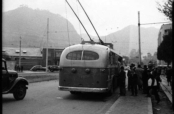 Trolebus - Cortesía: Archivo de Bogotá / Foto: Sady González