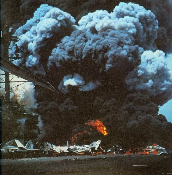 File:USS Forrestal fire 1 1967.jpg
