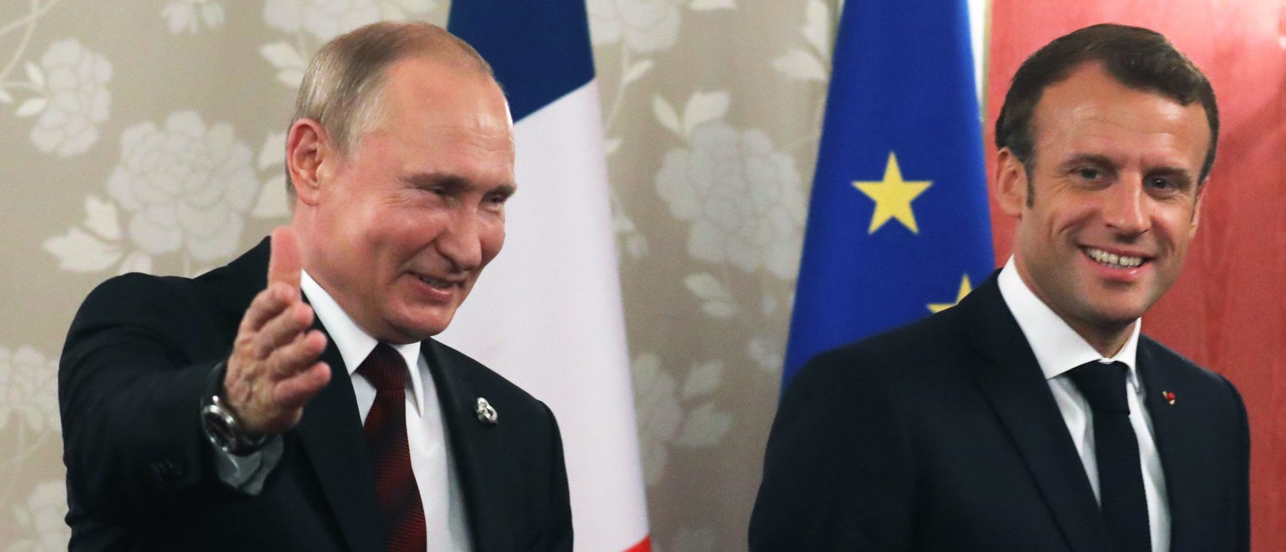 Macron Meets With Putin In An Attempt To Avert War