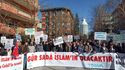 "Sueñen con la OTAN": turcos protestan tras la quema del Corán en Suecia