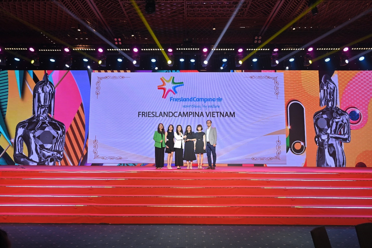  Lần thứ 3, FrieslandCampina Việt Nam được tôn vinh “Nơi làm việc tốt nhất Châu Á” - Ảnh 1.