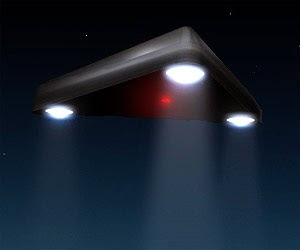 Real Triangle UFO (TR-3B) Caught on Film 2019 & Why MSM Acknowledges UFOs