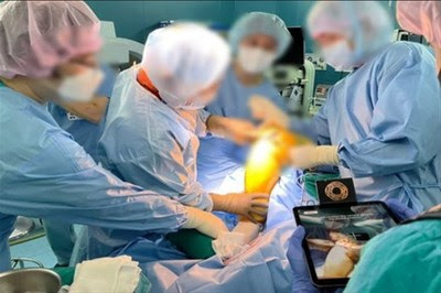 Scene of the surgical treatment using Google Cloud and ROKIT AI organ regeneration platform