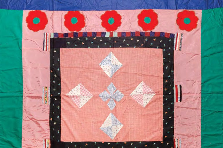 Photo of a quilt from a museum collection.