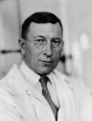 English: Frederick Banting ca. 1920–1925 in To...