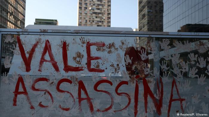 Vale assassina: protesto contra a empresa em São Paulo Bildergalerie Brasilien Dammbruch Brumadinho (Reuters/P. Olivares)