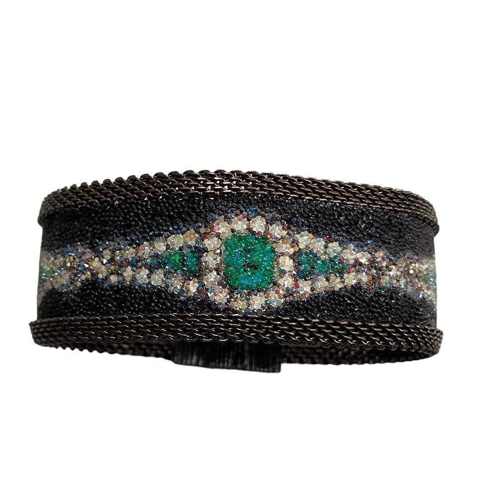 Precious Shimmery Cuff in Emerald and Diamonds