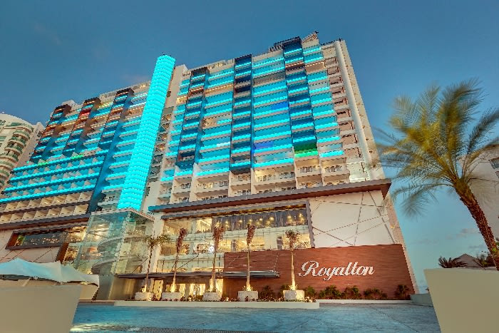 Royalton CHIC Suites Cancun