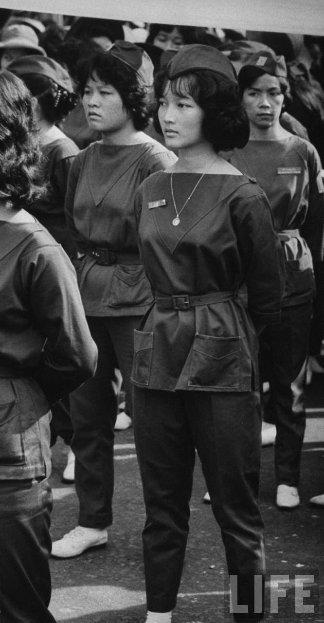 Đoàn viên Thanh nữ Cộng hòa Ngô Đình Lệ Thủy.Nguồn: Larry Burrows/Time Life Pictures/Getty Images