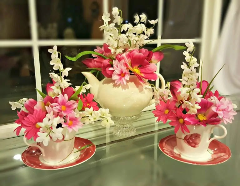 making a floral centerpiece from a teapot