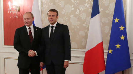 El presidente de Rusia, Vladímir Putin, y el de Francia, Emmanuel Macron, durante una reunión en Osaka (Japón), el 28 de junio de 2019.