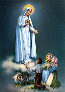 Prier le Mois de Marie avec les Enfants de Fatima!! Nd-de-fatima-a