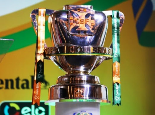 Internacional e Athletico PR decidem nesta quarta quem leva o título milionário do torneio brasileiro