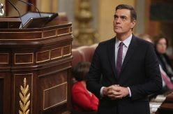 Sánchez se enfrenta a la votación definitiva de su investidura con solo dos votos de margen