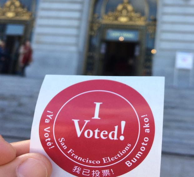 sticker that says I voted 