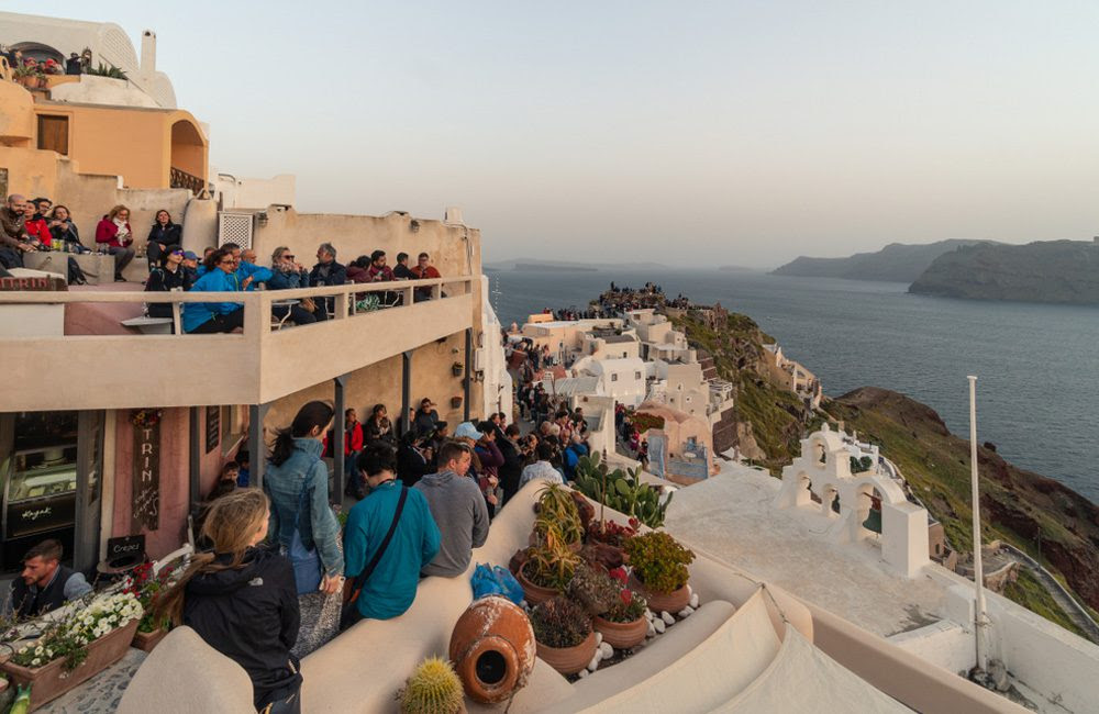Santorini, Greece ©AsiaTravel/Shutterstock.com