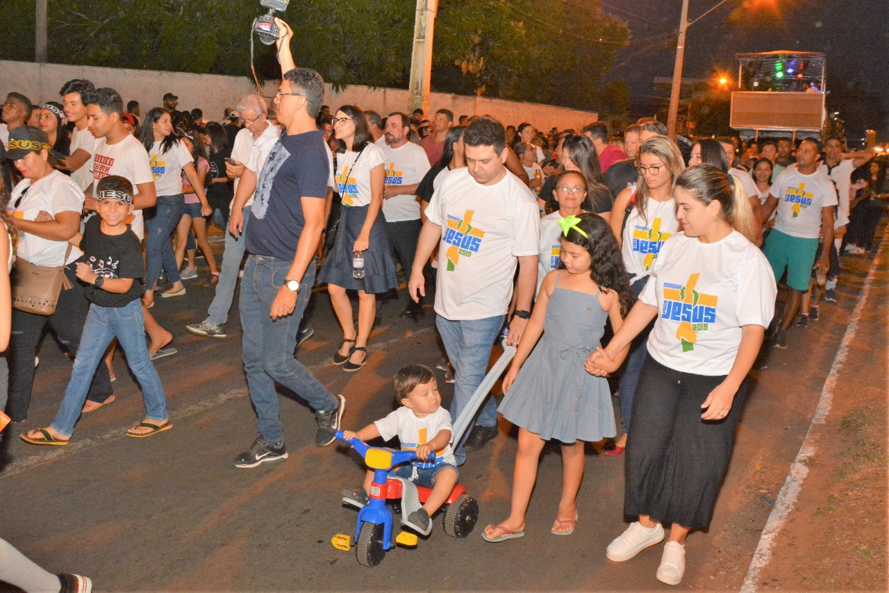 7b7d6e97-71ff-4e86-a73b-c8781ee21f07 Mais de 20 mil pessoas participam da Marcha pra Jesus em Araguaína