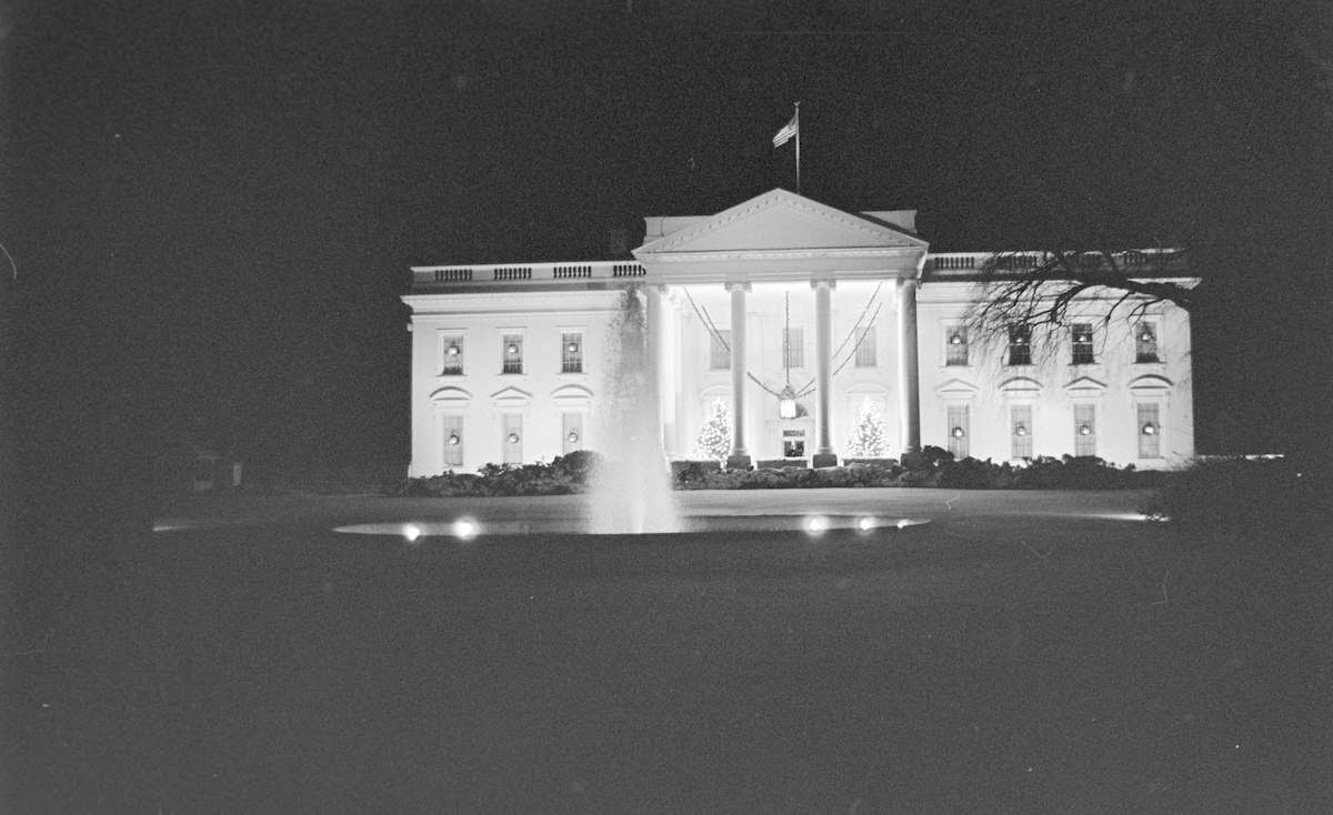 whitehouse wreaths.jpg